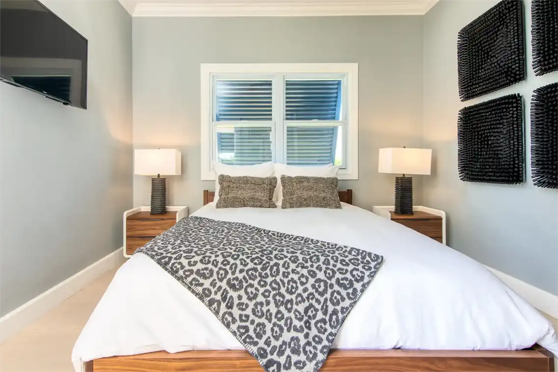 22 Freeport - Image 21