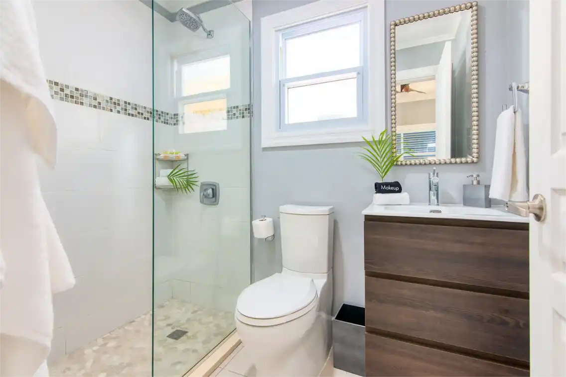 22 Freeport - Image 22