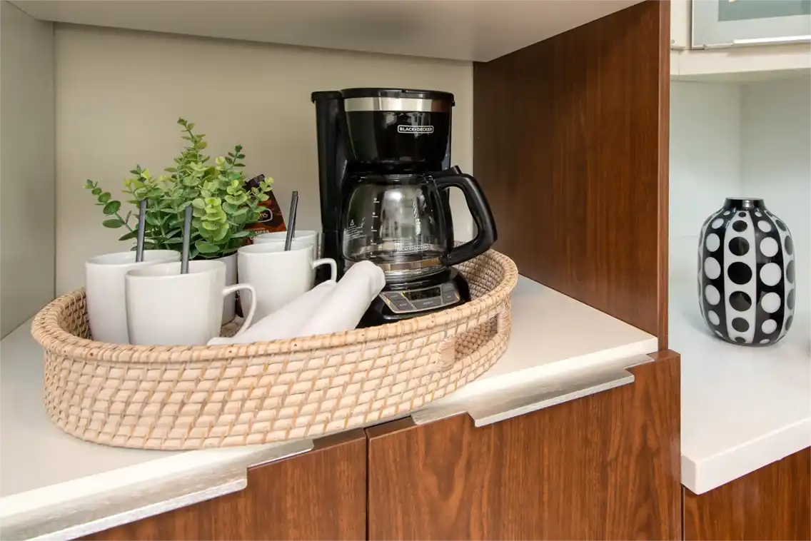 22 Freeport - Image 7