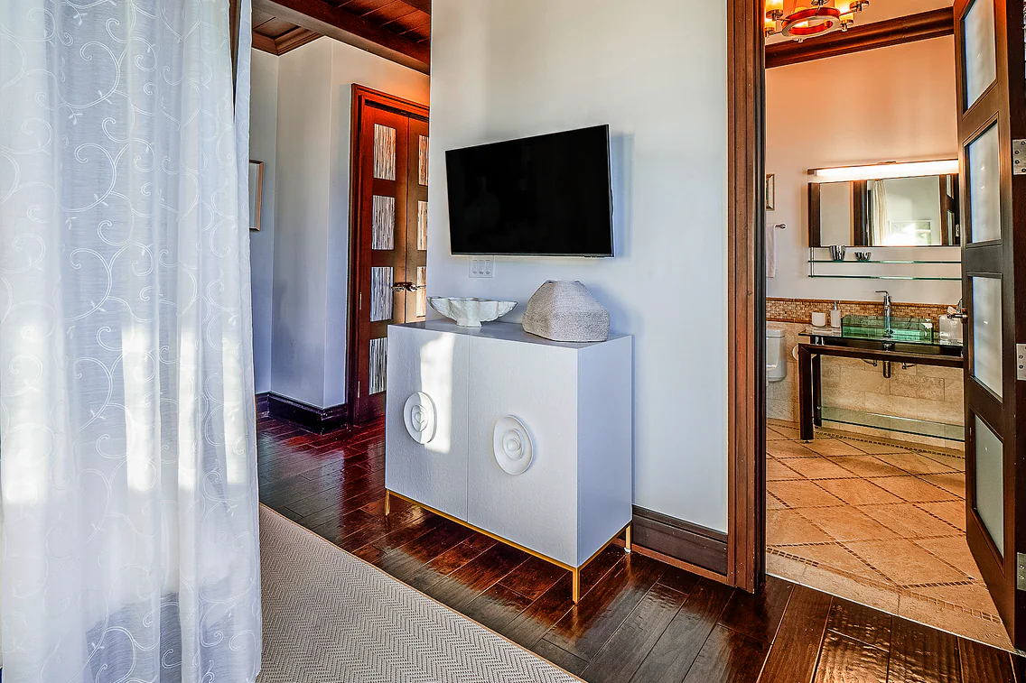 Villa C & B by The Sea - Image 49