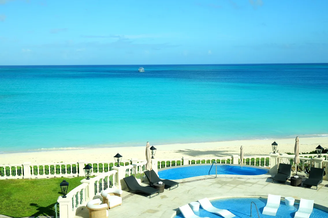 Villa C & B by The Sea - Image 10